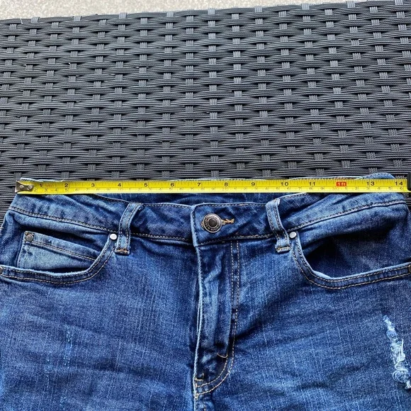 Grace & lace Distressed Blue Denim Shorts size 6 - Picture 6 of 10